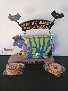 Disney Eeyore Skeleton Wooden Halloween Countdown Calendar NEW